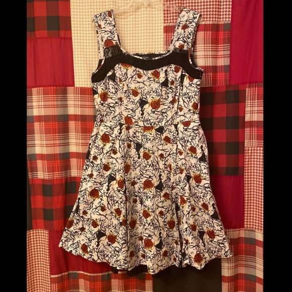 Torrid Disneys Snow White branch dress - Picture 2 of 11